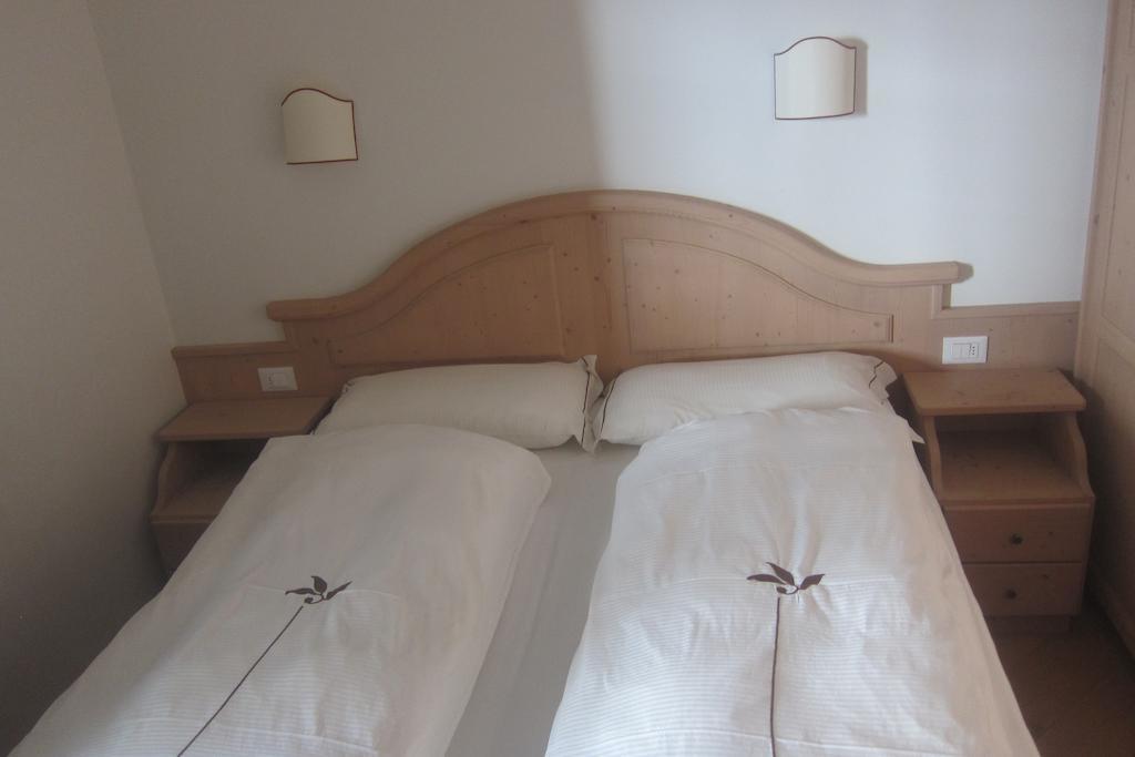Chalet Rin Da Pemont Livigno Zimmer foto