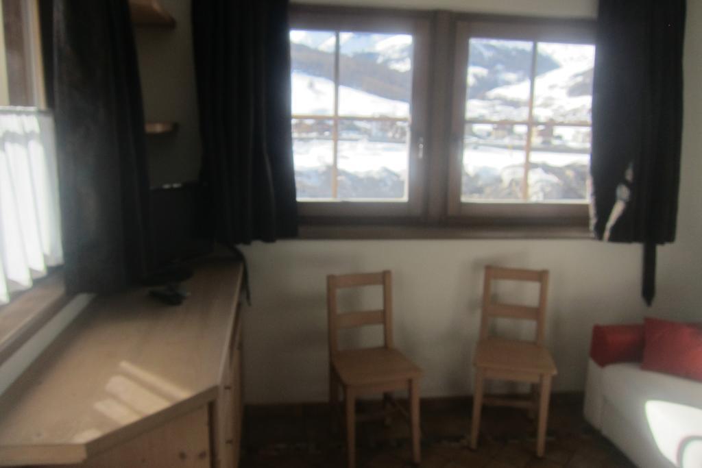 Chalet Rin Da Pemont Livigno Zimmer foto